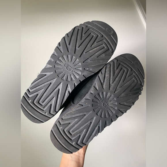 Black UGG boots winter snow fur shoes - Picture 4 of 6